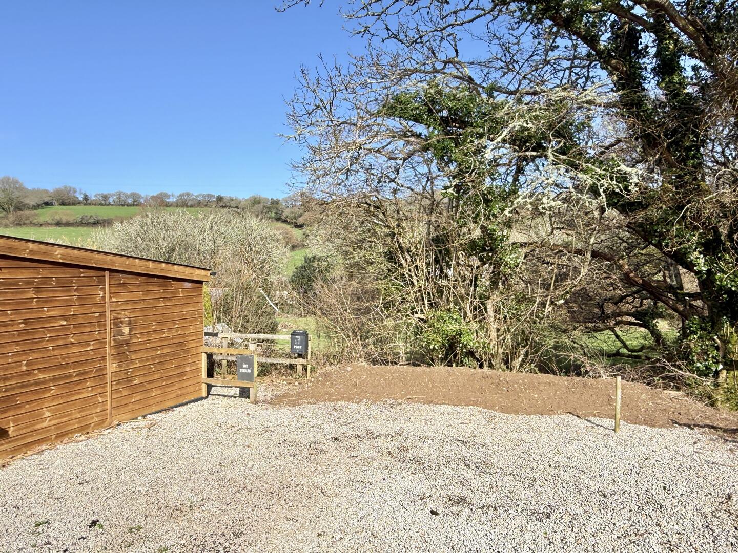 2 bed property in Trehaddle, Truro